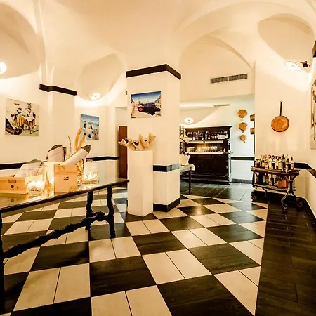 Vis A Vis Otel Sestri Levante
