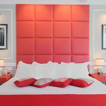 Vis A Vis Otel 4*