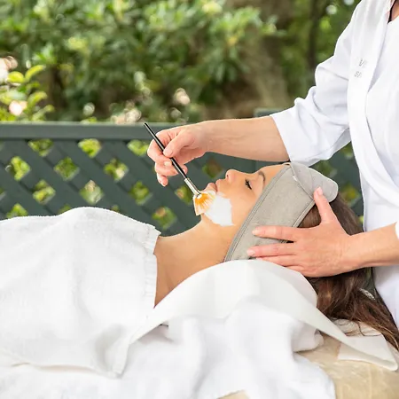 Vis A Vis Ξενοδοχείο Σέστρι Λεβάντε