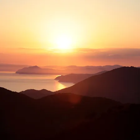 Ξενοδοχείο Vis A Vis Σέστρι Λεβάντε