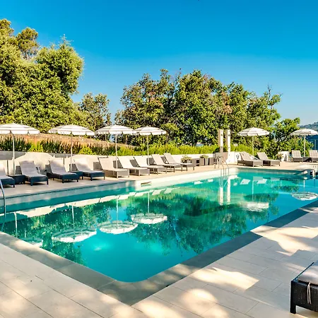 Hotel Vis A Vis