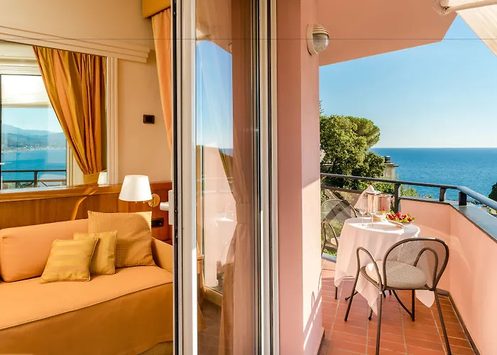 Vis A Vis Hotel Sestri Levante